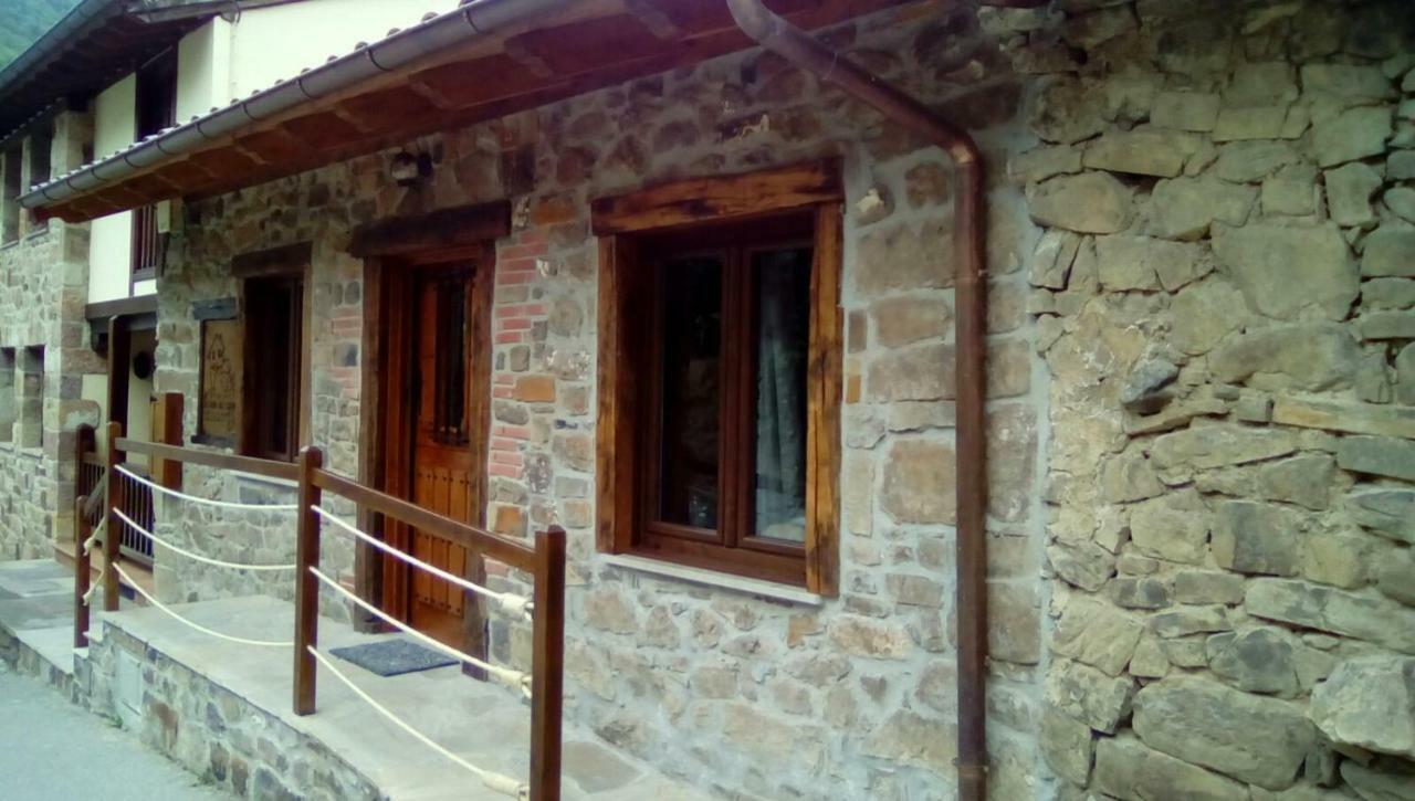 Villa La Rama Del Castor Espinama Exterior foto